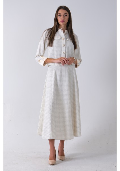 Ekru Önü Düğme Kapamalı Crop Ceket Etekli Tüvid Takım 45950601.147 modelleri