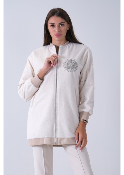 Ekru Üzeri Taş Detaylı Yandan Cepli Peluş Hırka 4701420.147 fırsatları