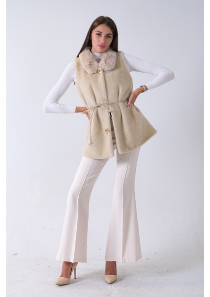 Taş Yakası Peluşlu Tek Düğme Kapamalı Yelek 4579035.50 modelleri