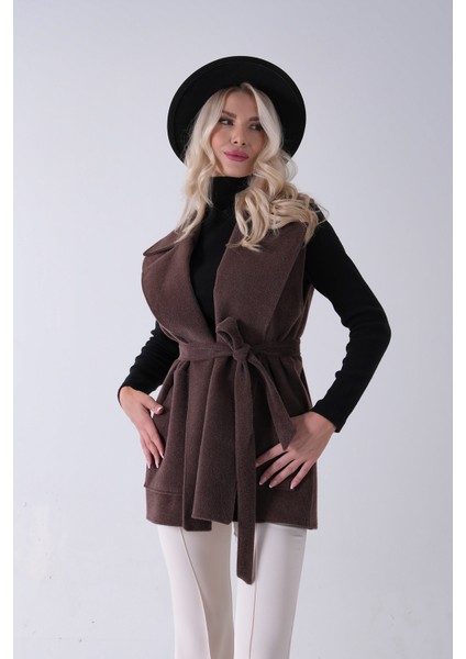 Kahve Yakalı Cepli 2 Düğmeli Kemer Bağlamalı Kaşe Yelek 5307107.05 modelleri