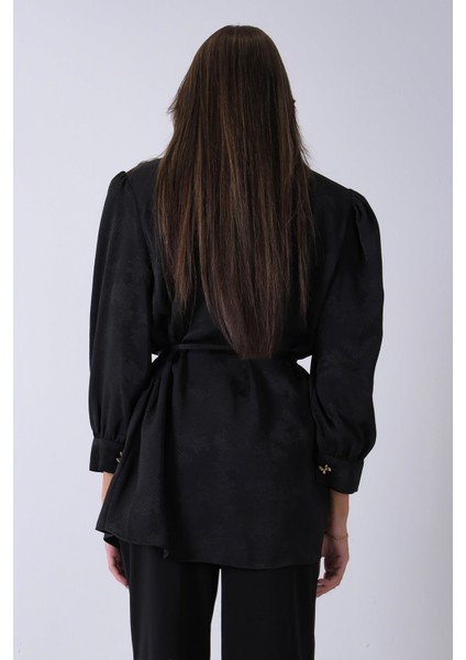 Siyah Hakim Yaka Bel Bağlamalı Desenli Tunik 4595333.01 indirimleri