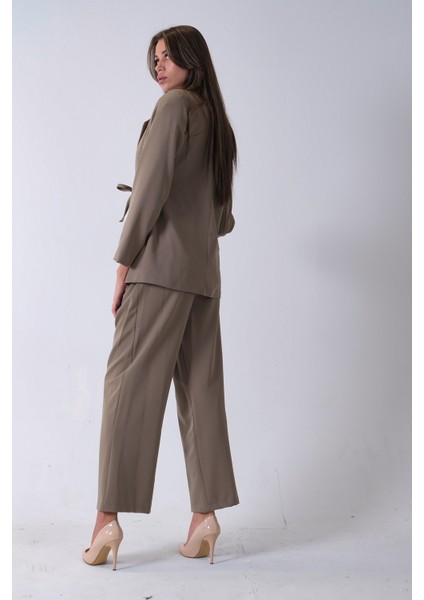 Haki Çift Cep Yandan Bağlamalı Ceket Pantolonlu Takım 4592259.23 fırsatları