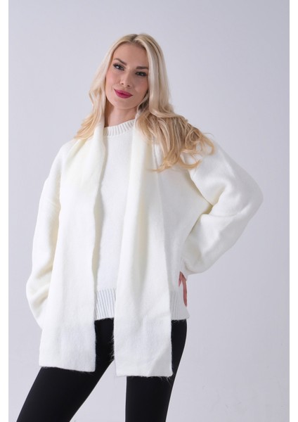 Ekru Şal Aksesuarlı Bisiklet Yaka Triko Kazak 46892633.147 modelleri