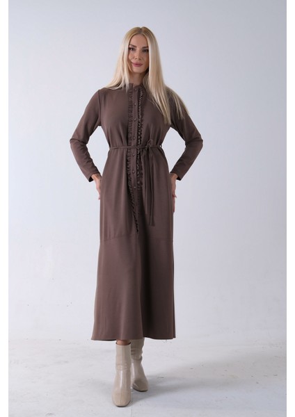 Kahve Belden Bağlamalı Yaka Fırfır Detaylı Düğme Kapamalı Elbise 4571574.05