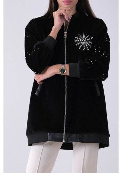 Siyah Üzeri Taş Detaylı Yandan Cepli Peluş Hırka 4701420.01