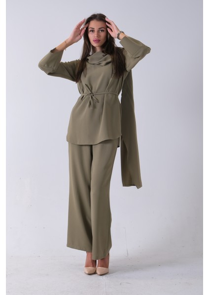 Haki Şal Yaka Üzeri Broş Detaylı Pantolonlu Takım 4592270.23 fırsatları