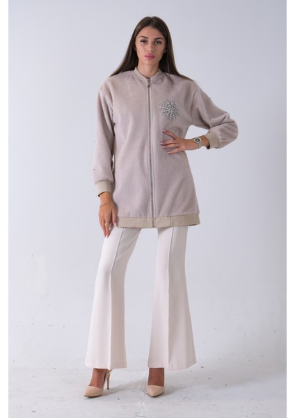 Taş Üzeri Taş Detaylı Yandan Cepli Peluş Hırka 4701420.50 modelleri