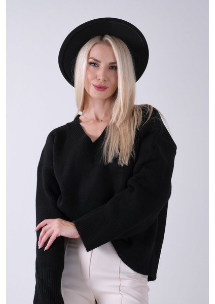 Siyah V Yaka Beli Lastikli Triko Kazak 46892623.01 fiyatları