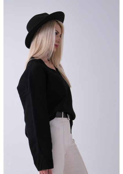 Siyah V Yaka Beli Lastikli Triko Kazak 46892623.01