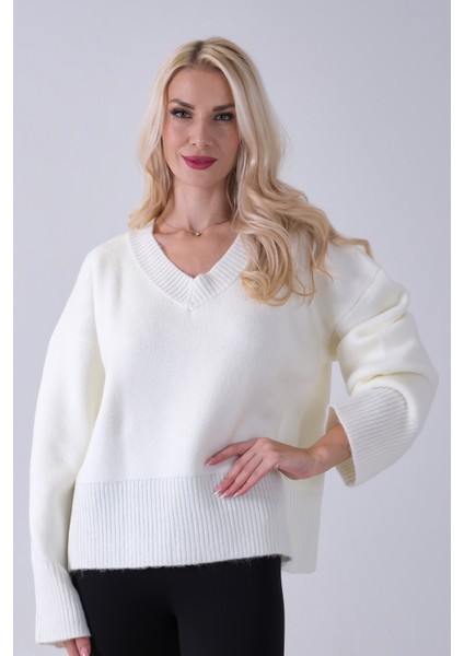 Ekru V Yaka Beli Lastikli Triko Kazak 46892623.147