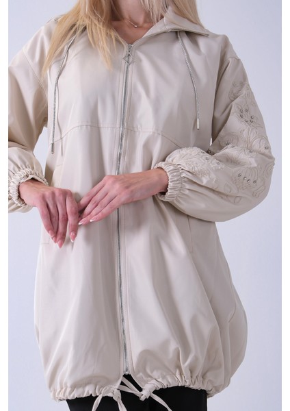 Taş 2 Cepli Kolları Dantel Taş Işlemeli Trenç 940140168.50