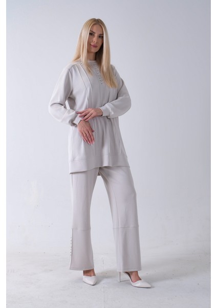 Taş Yaka ve Pantolon Paçası Taş Detaylı Tunikli Takım 4703048.50 fiyatları