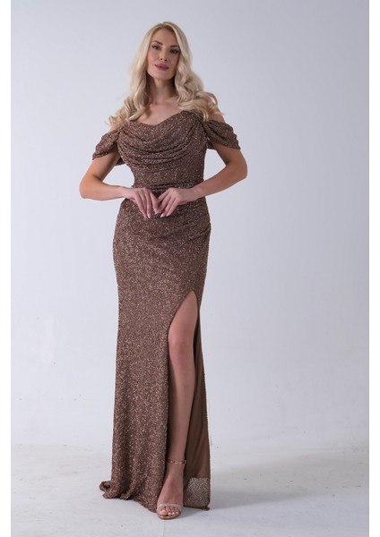 Bakır Düşük Omuz Yırtmaç Detaylı Pul Payet Abiye 9705646.231 modelleri