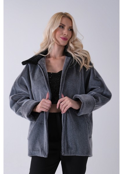 Gri Yakası Kürk Detaylı Kemerli Fermuar Kapamalı Kaşe Ceket 5307098.06