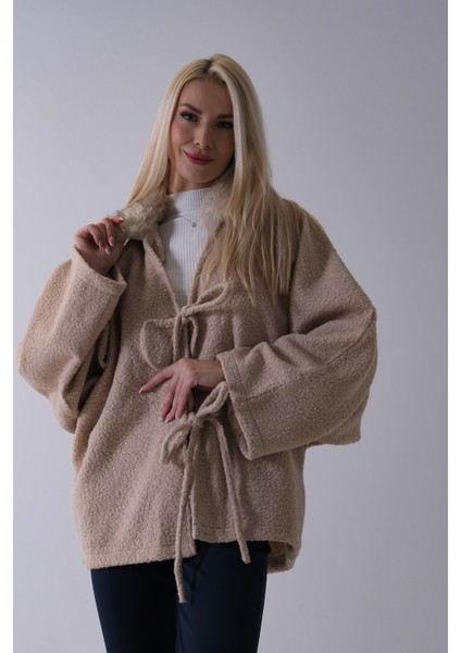 Taş Önü Bağlama Detaylı Yakası Kürklü Panço 47122475.50