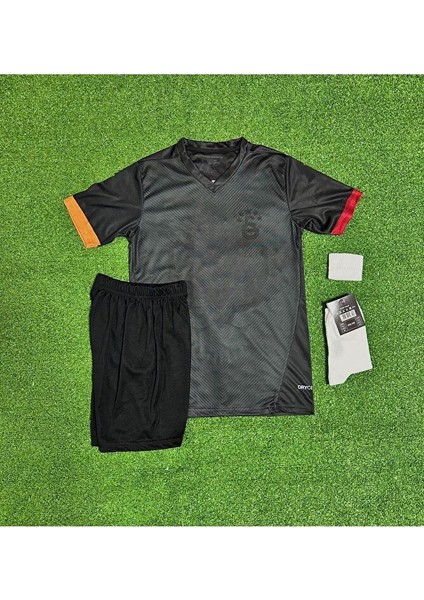 5-Yıldızlı Galatâsarây./ Mertens / 2024/25 Special Siyah Yeni Sezon Çocuk Forması 4'lü Set fiyatları
