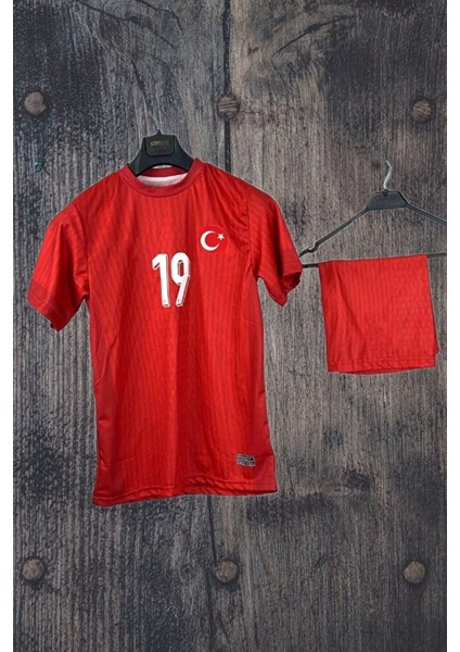 Euro 2024 T.ü.r.k.i.y.e Milli Takım Kenan Yıldız Kırmızı Çocuk Forması (Forma Şort Çorap) fiyatları