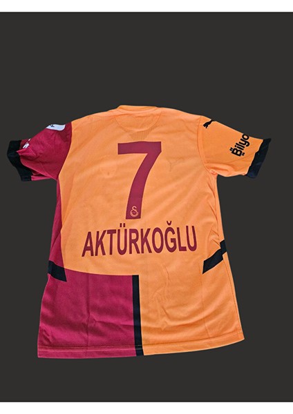 Sarı-Kırmızı Kerem. Aktürkoğlu. 7 .galatasaray. Iç Saha Parçalı Forması modelleri