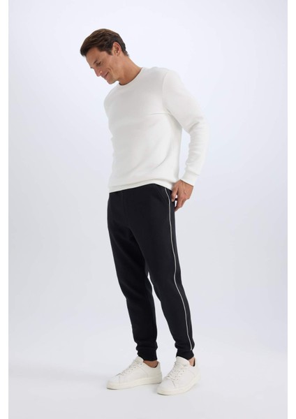 Regular Fit Beli Bağcıklı Lastikli Paça Cepli Basic Düz Kalın Jogger Eşofman ALTI A6470AX24AU fiyatları