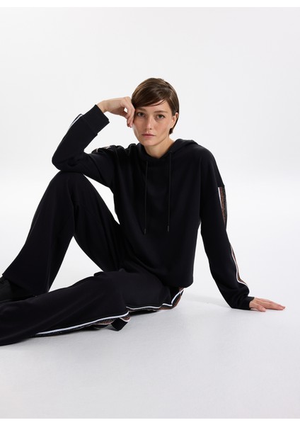 Kapüşon Yaka Düz Siyah Kadın Sweatshırt F5WL-SWT0042