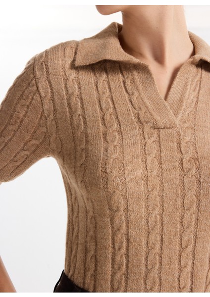 Gömlek Yaka Relaxed Saç Örgü Desenli Camel Kazak Kadın F5WL-KZK0257 fırsatları