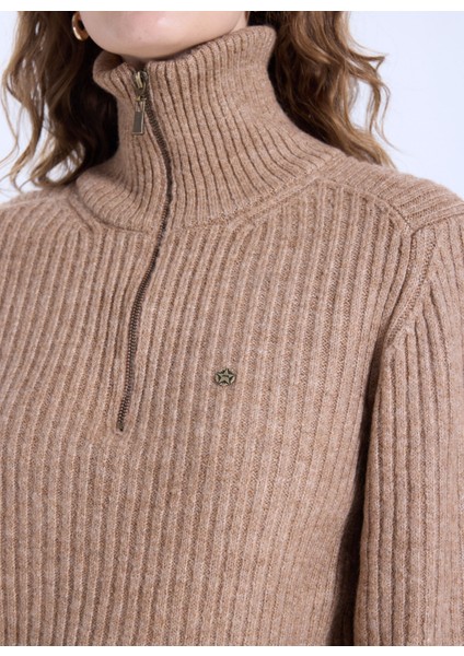 Geniş Yaka Relaxed Düz Örgü Desenli Camel Kazak Kadın J5WL-KZK7110