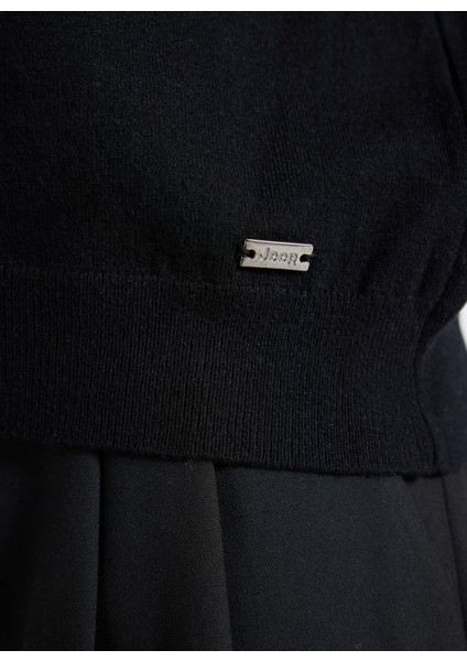 Bisiklet Yaka Basic Düz Örgü Desenli Siyah Kazak Kadın J5WL-KZK7130 fırsatları