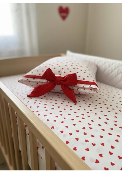 Tasarım Minik Kalpli Kurdelalı Şirin Bebek Çarşaf Yastık 35*50 Çarşaf 70*120 cm