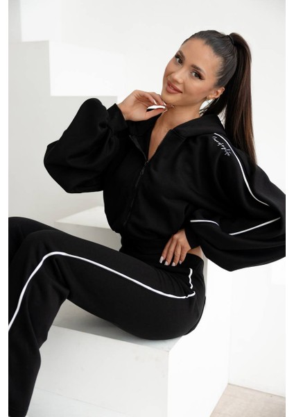 Kadın Kaliteli Lüks Giyim Üst Detaylı Esnek Alt Üst Takım modelleri