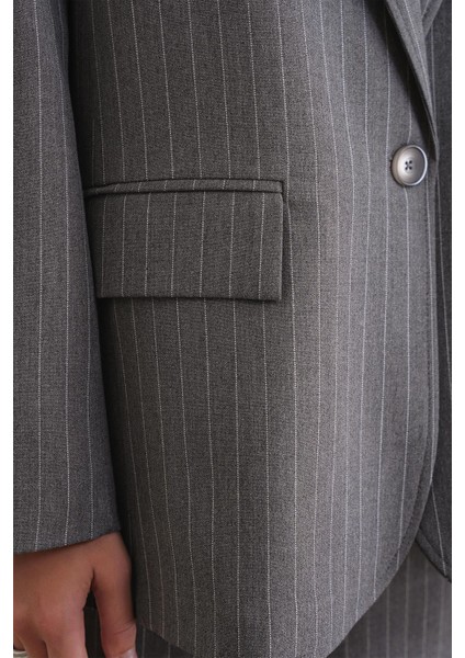 4753 Kadın Çizgili Oversize Blazer Ceket Gri
