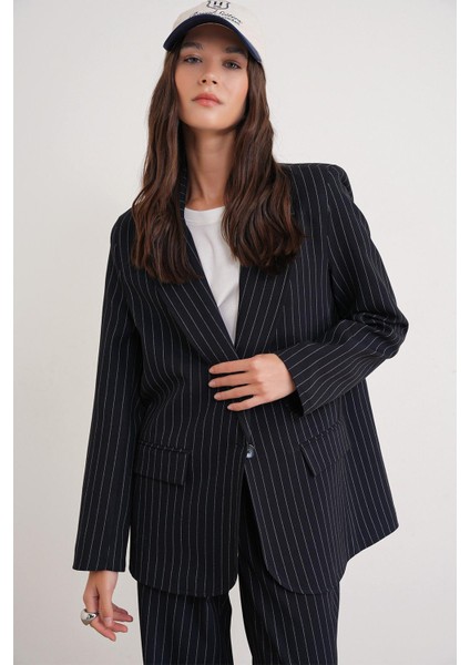 4753 Kadın Çizgili Oversize Blazer Ceket Lacivert modelleri