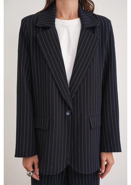 4753 Kadın Çizgili Oversize Blazer Ceket Lacivert indirimleri