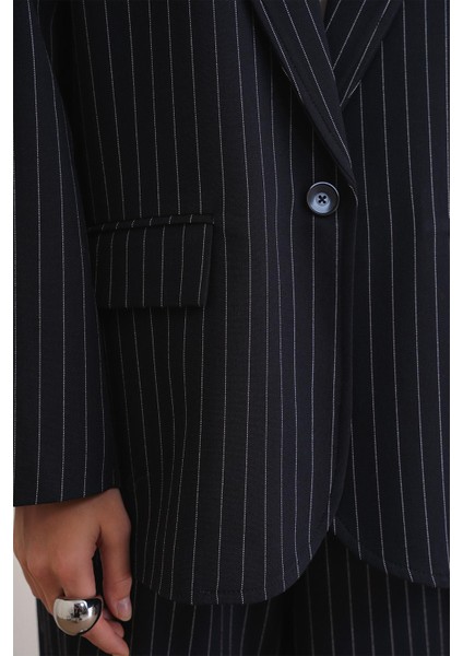 4753 Kadın Çizgili Oversize Blazer Ceket Lacivert