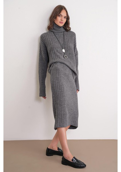 6929 Kadın Fitilli Triko Etek Antrasit modelleri