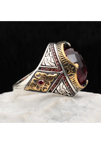 Ağır Işçilikli Kırmızı Zirkon Taşlı 925 Ayar Gümüş Yüzük modelleri