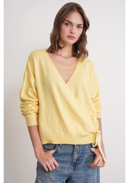 6959 Kadın Fiyonklu Triko Hırka Sarı