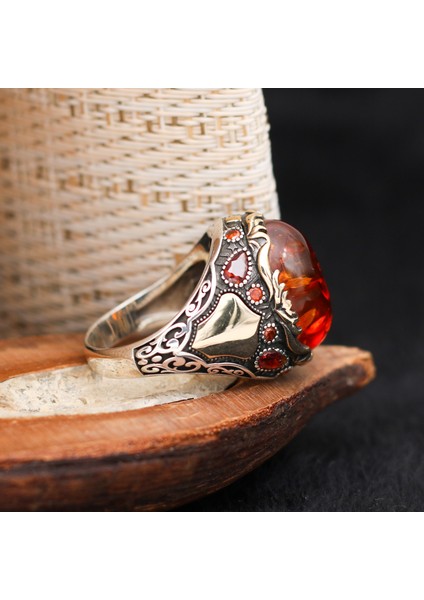 Kişiye Özel Harf Yazılı Toz Kehribar Taşlı Gümüş Erkek Yüzük modelleri