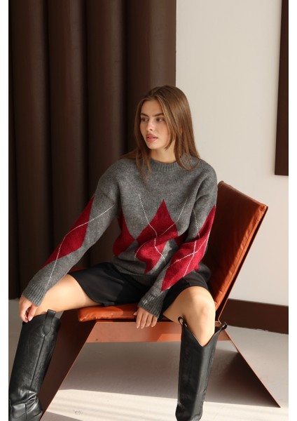 Kazak Gri Bordo Baklava Desen Kazak