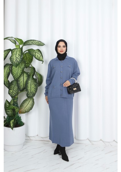 Cep Detay Etekli Triko Takım