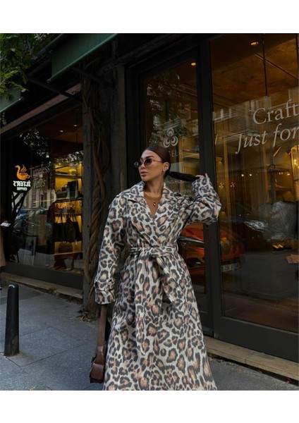 Leopar Desenli Nostaljik Kaban modelleri