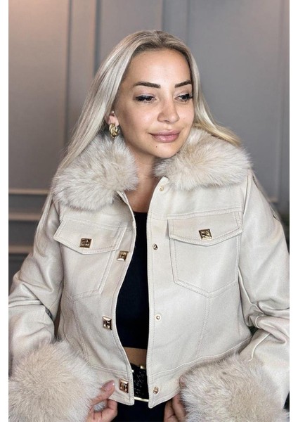 Yakası Kolları Çıkabilen Kürk Detaylı Kadın Bej Deri Ceket