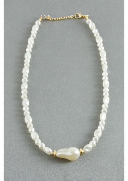 Oval Taşlı Inci Kolye