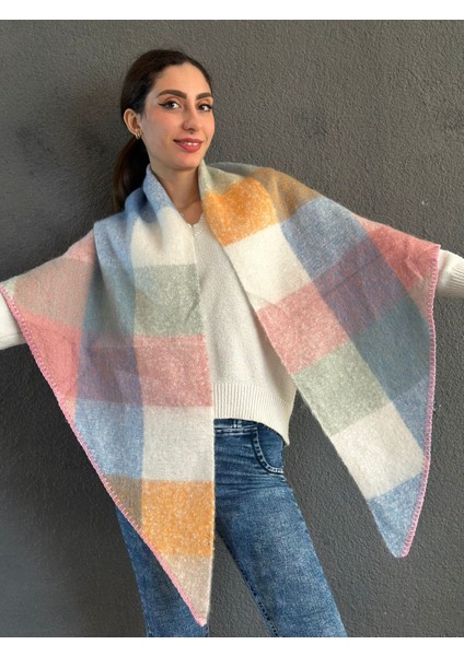 Yumuşak Ekose Üçgen Tığ Oyalı Kadın Şal 200X85 cm fiyatları