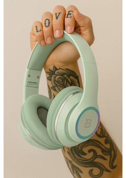 Kablosuz Bluetooth Kulaküstü Kulaklık – Mikrofonlu, Stereo Ses, Aux ve Hafıza Kartı Desteği Nova fırsatları