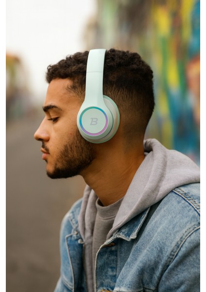 Kablosuz Bluetooth Kulaküstü Kulaklık – Mikrofonlu, Stereo Ses, Aux ve Hafıza Kartı Desteği Nova modelleri