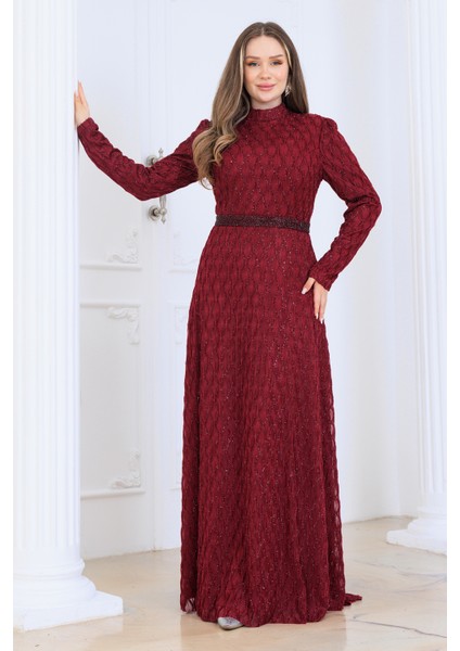 Lina Tesettür Abiye Elbise Dantel Kumaş Eteği Kuyruk ve Beli Taş Detaylı