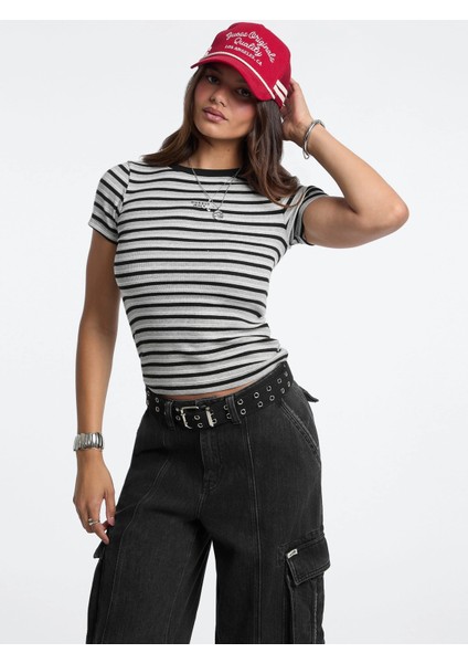 Kadın Siyah Çok Renkli Çizgili Logolu T-Shirt W5BP52KA0H1-S9HG