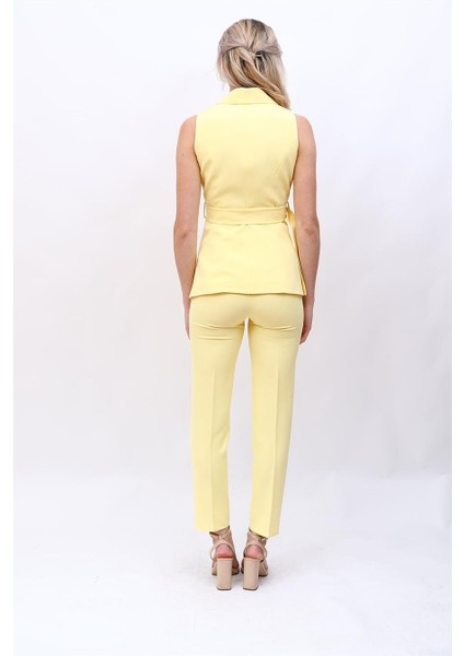 Kemerli Klasik Yelek & Boru Paça Pantolon Takım-Sarı