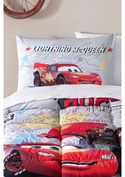 Disney Cars On The Road Tek Kişilik Uyku Seti modelleri