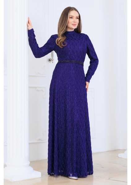 Lina Tesettür Abiye Elbise Dantel Kumaş Eteği Kuyruk ve Beli Taş Detaylı